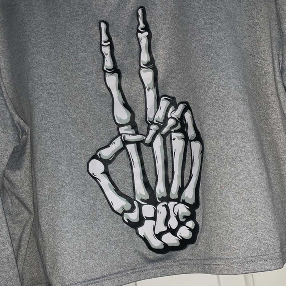 SHEIN Curve Grey Skeleton Peace Sign Graphic Long Sleeve Crop Top Womens 2XL - Picture 2 of 8